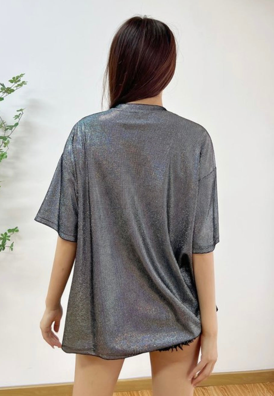 Metallic sleeve top